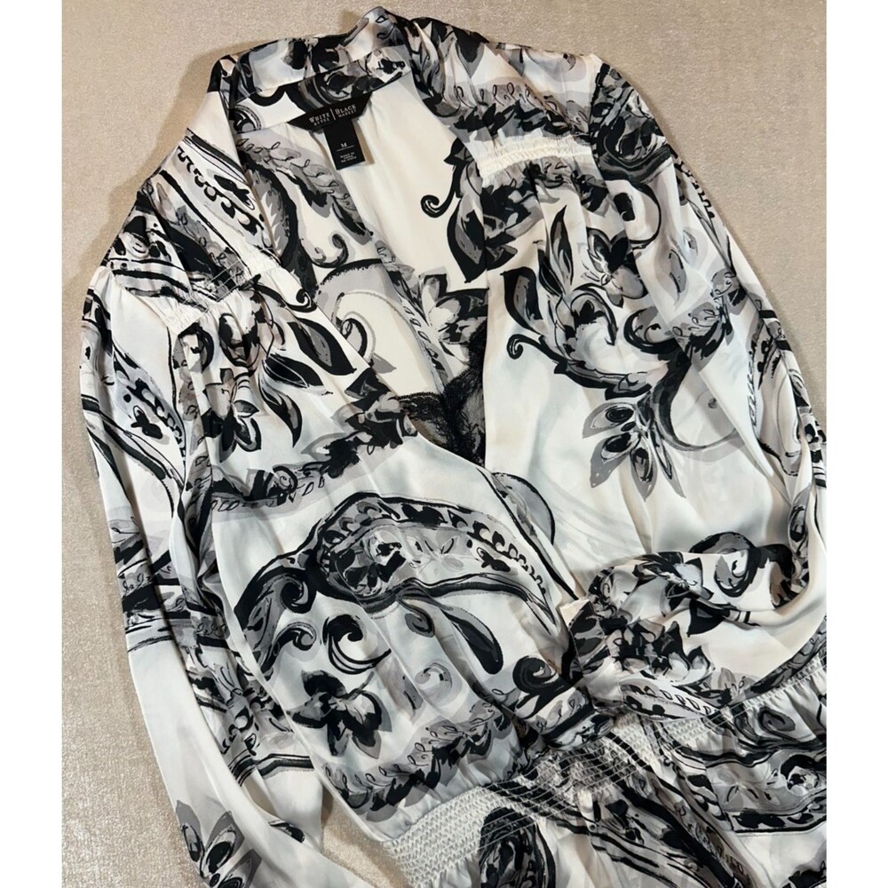 White House Black Market Abstract Paisley Blouse Medium Black White